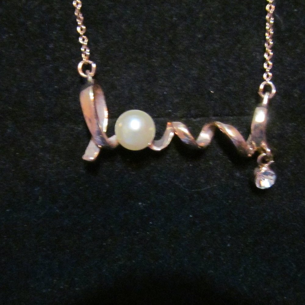 Pretty delicate cursive love necklace pearl rhinestone